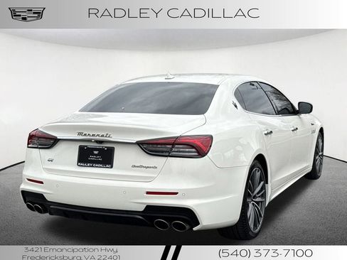 Used 2022 Maserati Quattroporte Modena Q4 image 7