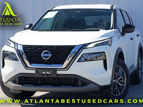 Used 2023 Nissan Rogue S image 1