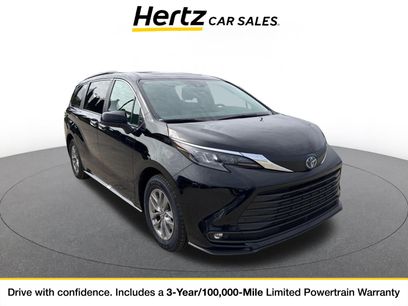 Used 2025 Toyota Sienna XLE