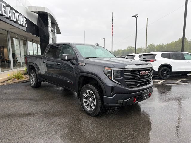 Used 2024 GMC Sierra 1500 AT4 w/ Technology Package AWD/4WD image 7
