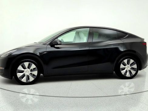 Used 2023 Tesla Model Y Long Range AWD/4WD image 8