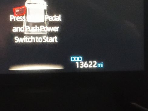 Used 2025 Toyota RAV4 XLE image 2