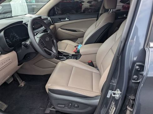 Used 2021 Hyundai Tucson Limited FWD image 13