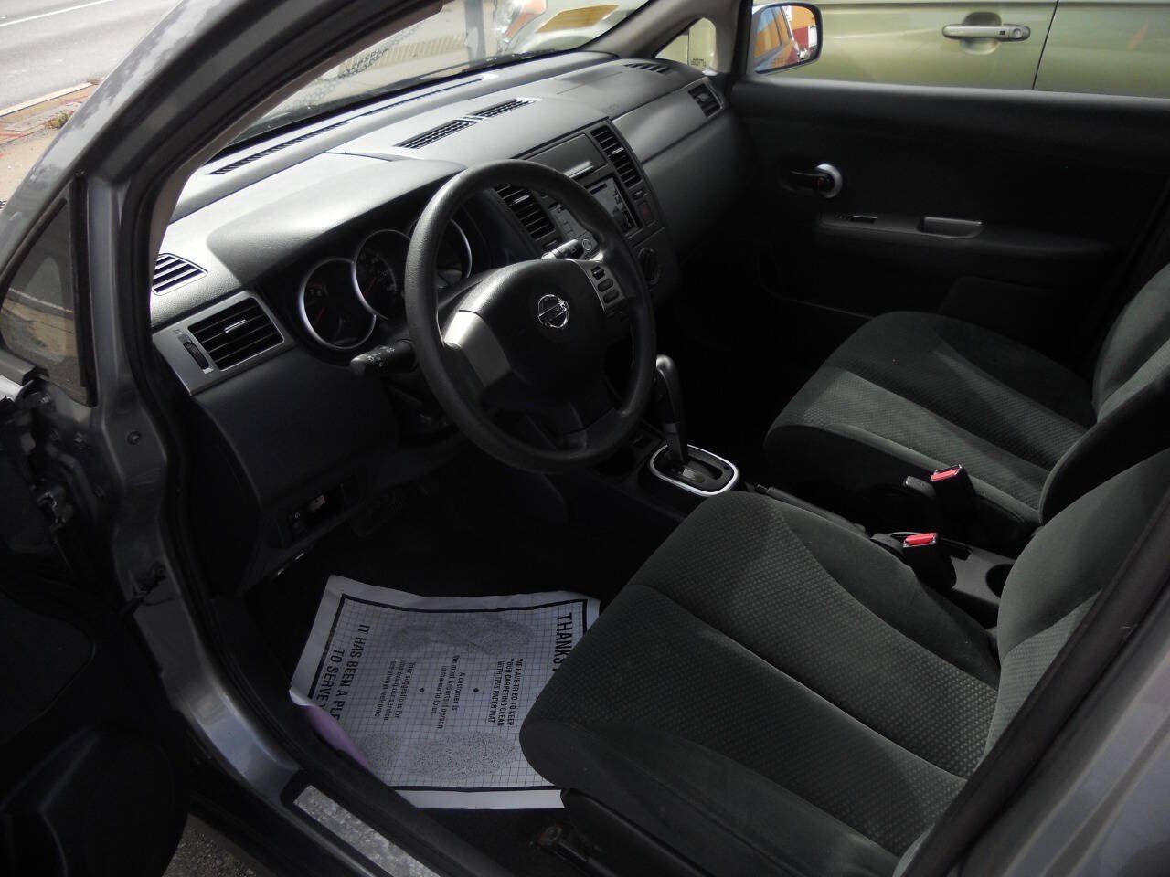 Used 2011 Nissan Versa 1.8 S w/ Plus Pkg FWD image 5