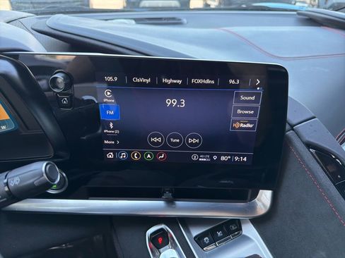 Used 2023 Chevrolet Corvette Stingray Premium Conv w/ Z51 Performance Package RWD image 15