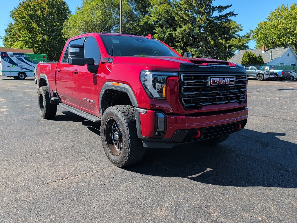 Used 2024 GMC Sierra 2500 AT4 w/ AT4 Premium Plus Package AWD/4WD 360° Tour