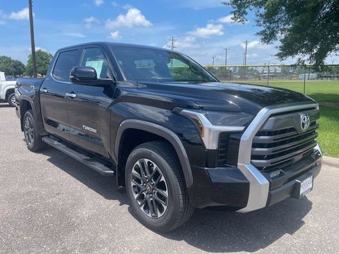 New 2026 Toyota Tundra Limited AWD/4WD image 1