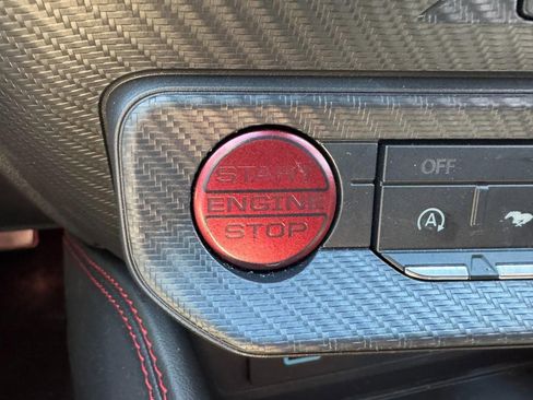 Used 2025 Ford Mustang Premium RWD image 20