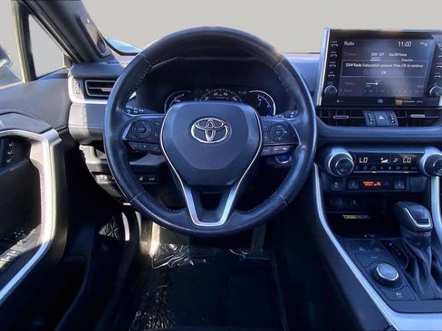Used 2022 Toyota RAV4 XSE AWD/4WD image 5
