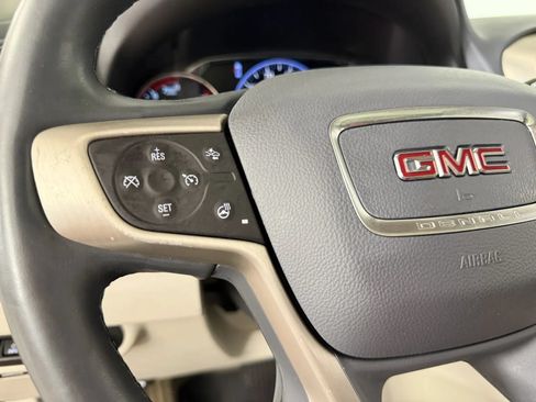 Used 2024 GMC Terrain Denali w/ Denali Premium Package AWD/4WD image 22