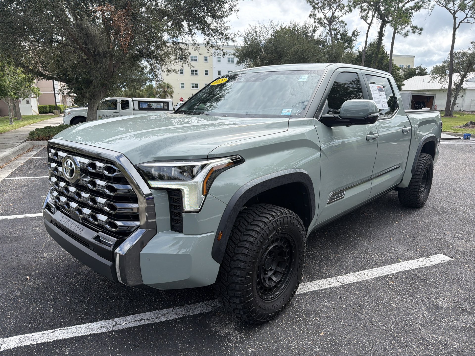 Used 2025 Toyota Tundra Platinum AWD/4WD image 8