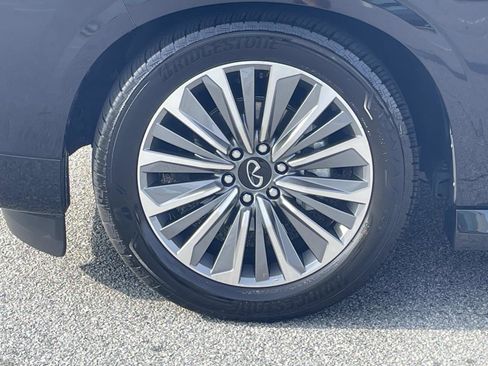 Certified 2025 INFINITI QX80 Sensory image 7