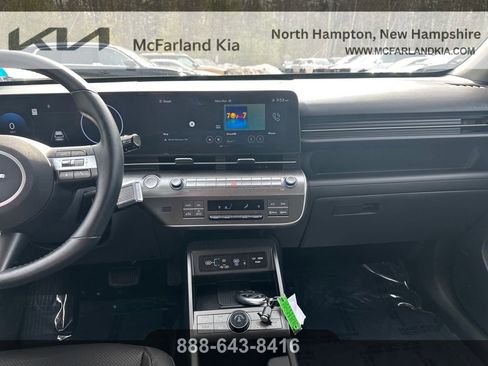 Used 2025 Hyundai Kona Limited image 22