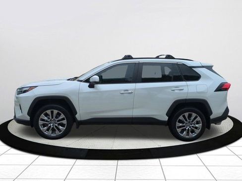 Used 2024 Toyota RAV4 XLE Premium FWD image 6