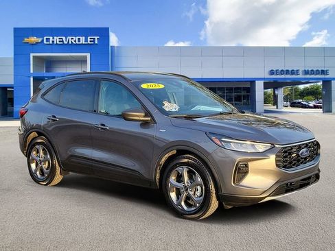 Used 2025 Ford Escape ST-Line image 1