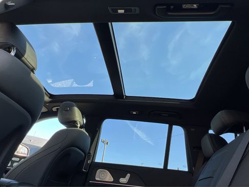 Certified 2023 Mercedes-Benz GLS 450 4MATIC image 22