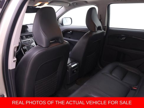 Used 2016 Volvo XC70 T5 Platinum w/ Protection Package AWD/4WD image 11