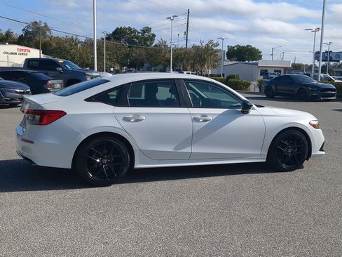 Used 2023 Honda Civic Sport image 13