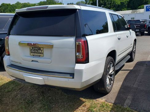 Used 2020 GMC Yukon XL Denali RWD image 10