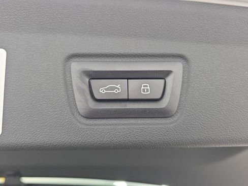 Certified 2025 BMW i4 xDrive40i w/ Premium Package image 33