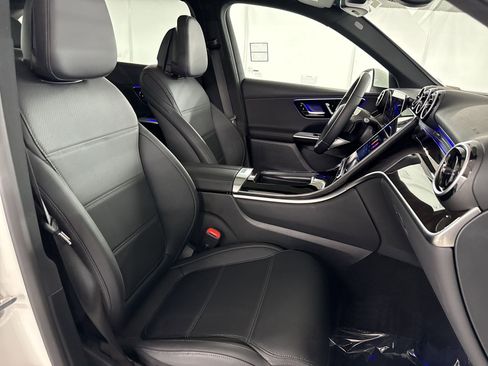Certified 2026 Mercedes-Benz GLC 300 image 31