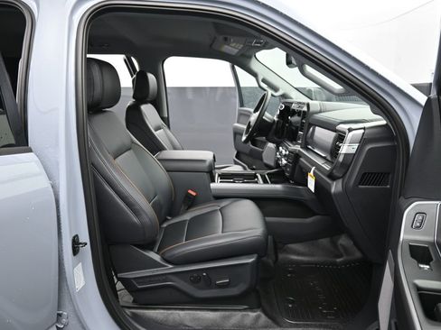 New 2026 Ford F350 Lariat image 14