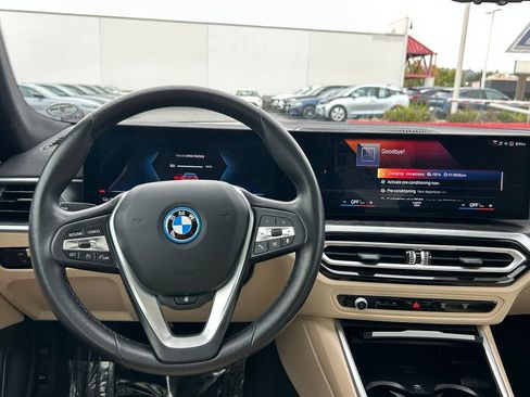 Used 2023 BMW i4 eDrive40 w/ Premium Package RWD image 17