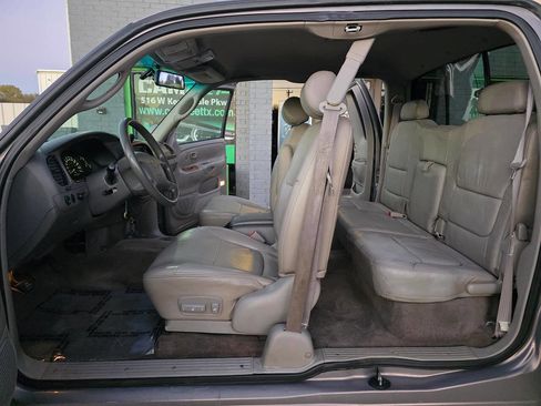 Used 2000 Toyota Tundra Limited image 17