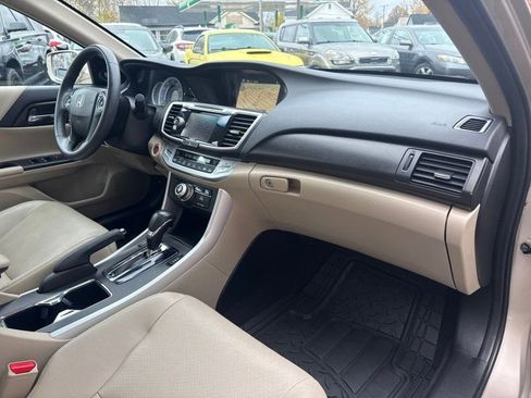 Used 2015 Honda Accord EX-L image 16