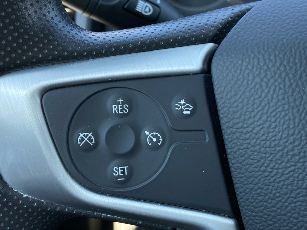 Used 2024 GMC Terrain SLE AWD/4WD image 16