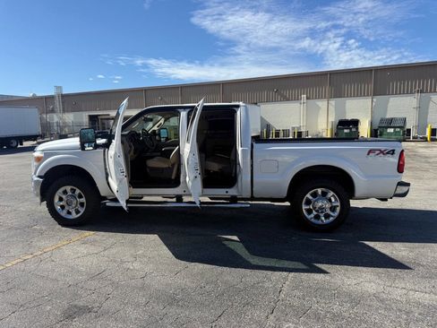 Used 2016 Ford F250 Lariat w/ Lariat Ultimate Package image 49