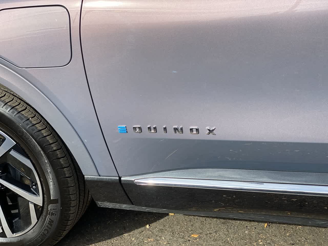 Used 2024 Chevrolet Equinox EV LT AWD/4WD image 10