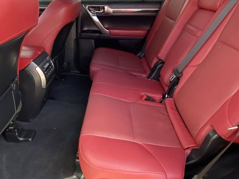 Used 2023 Lexus GX 460 Premium w/ Premium Package image 18