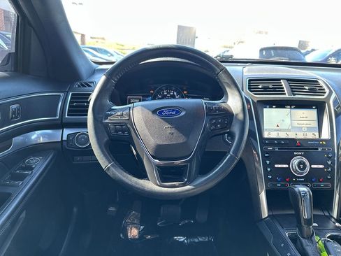 Used 2017 Ford Explorer Limited w/ Equipment Group 303A image 14