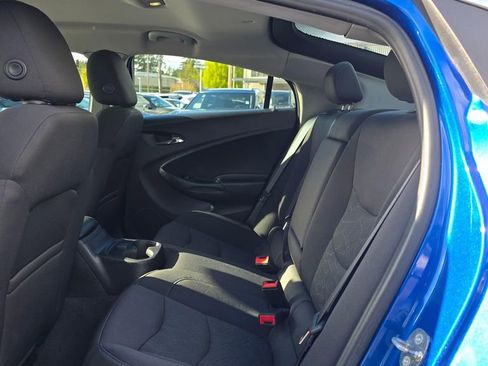 Used 2018 Chevrolet Volt LT image 16