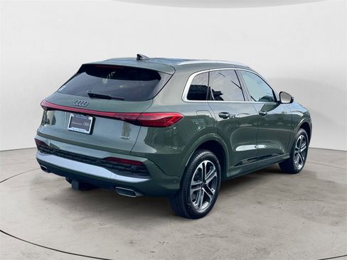 Used 2025 Audi Q5 Premium Plus w/ Premium Plus image 7