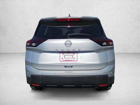 Certified 2025 Nissan Rogue S image 5