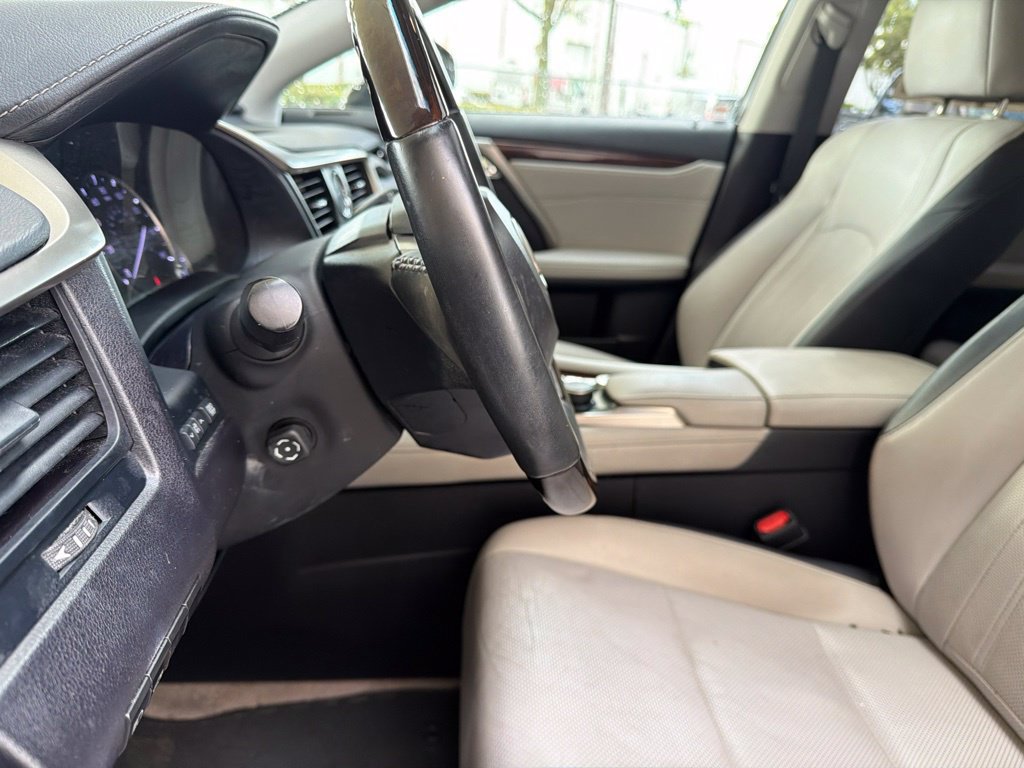 Used 2019 Lexus RX 350 FWD w/ Premium Package image 40