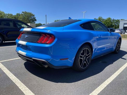 Certified 2022 Ford Mustang Premium RWD image 7