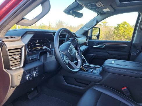 Used 2024 GMC Sierra 3500 Denali w/ Denali Reserve Package image 18