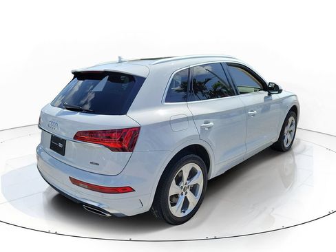 Certified 2023 Audi Q5 2.0T Premium Plus w/ Premium Plus Package AWD/4WD image 4