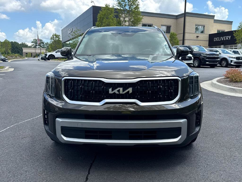 Used 2024 Kia Telluride EX AWD/4WD image 2