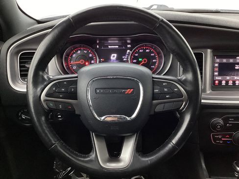Used 2019 Dodge Charger SXT w/ Leather Interior Group image 32