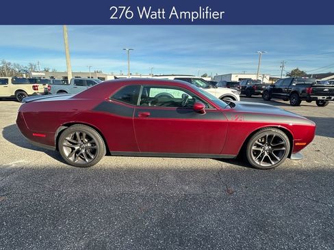 Used 2023 Dodge Challenger R/T w/ T/A Package image 8