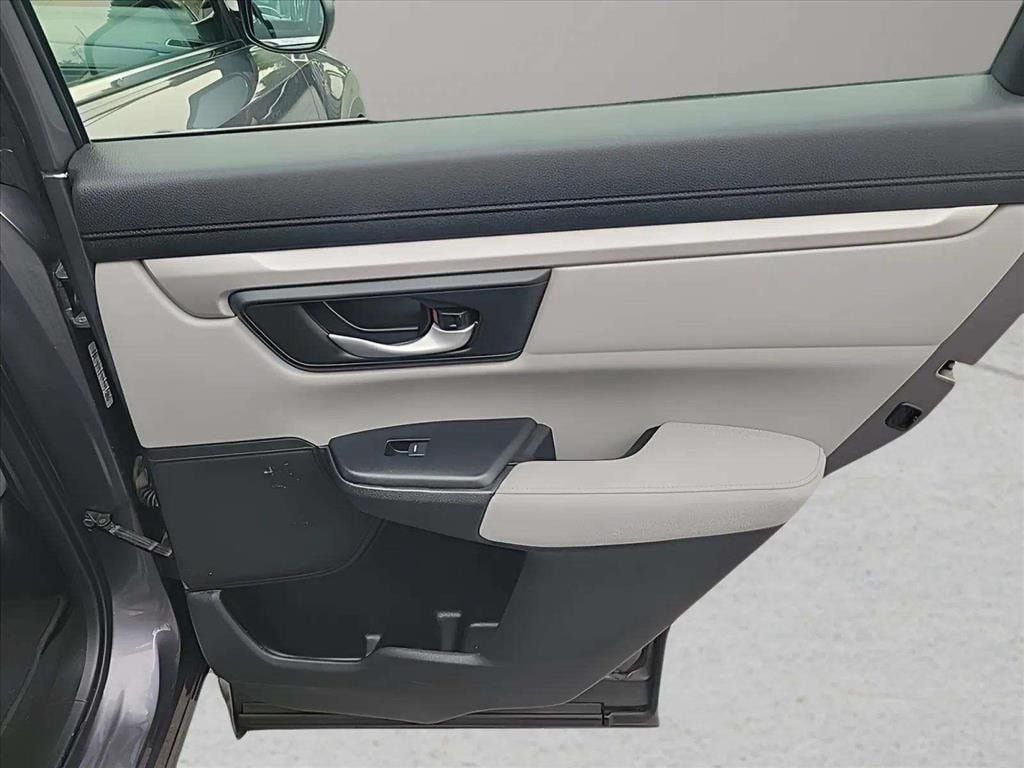 Used 2017 Honda CR-V LX image 22