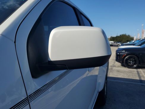 Used 2020 Chevrolet Colorado LT w/ Luxury Package image 4