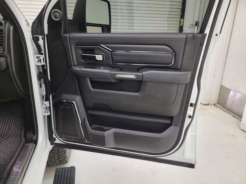 Used 2024 RAM 3500 Limited image 47