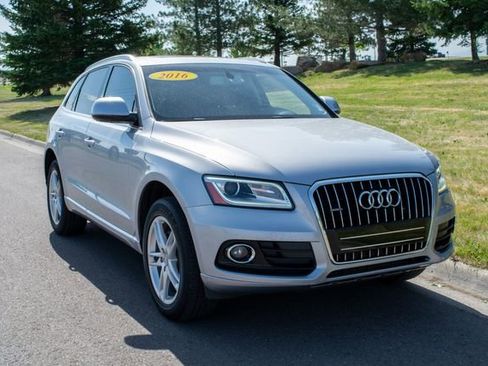 Used 2016 Audi Q5 2.0T Premium Plus w/ Premium Plus Package image 8