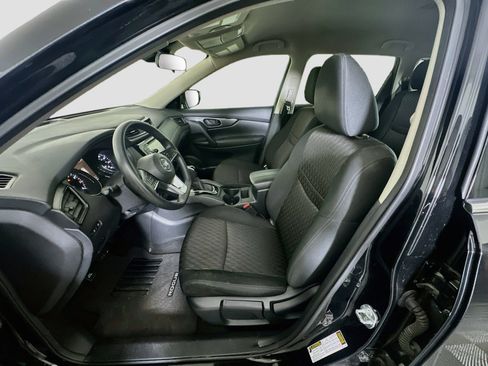 Used 2020 Nissan Rogue S FWD image 13