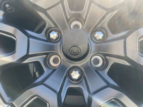 New 2025 Ford Bronco Raptor w/ Interior Carbon Fiber Pack image 16